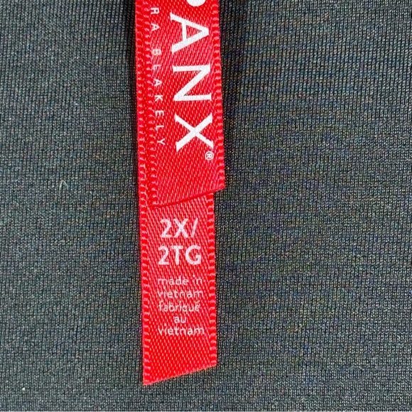 NWOT SPANX Faux Leather Snake Shine Grey Snakeskin Print Leggings 2X - Picture 7 of 12